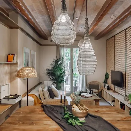 Sande - 2 Bedrooms And Balcony In Eixample Dreta *