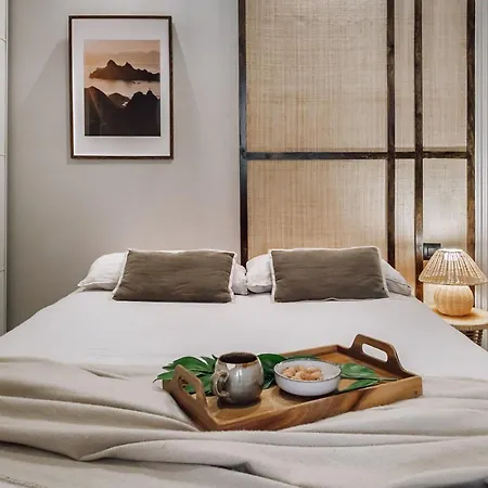 Sande - 2 Bedrooms And Balcony In Eixample Dreta * Barcelona