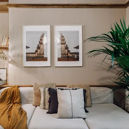 Sande - 2 Bedrooms And Balcony In Eixample Dreta
