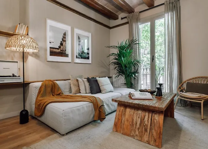 Sande - 2 Bedrooms And Balcony In Eixample Dreta