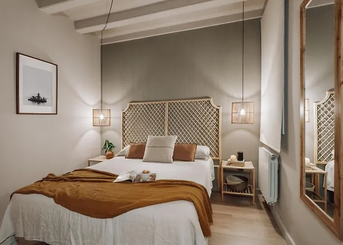 Sande - 2 Bedrooms And Balcony In Eixample Dreta Appartement Barcelona